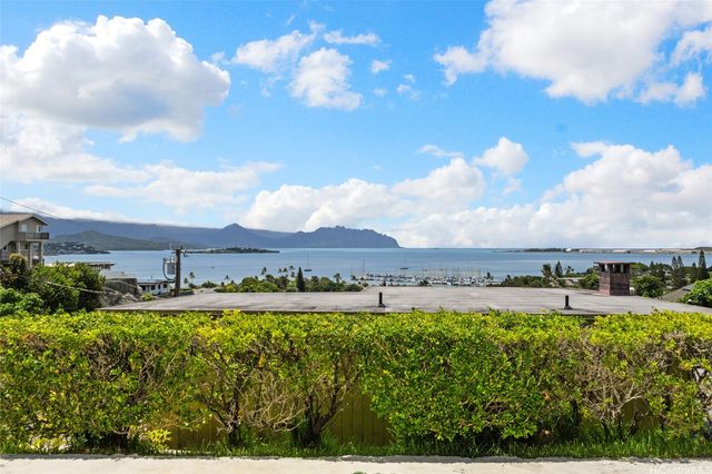 44-103 Kalenakai Place, Kaneohe, HI 96744