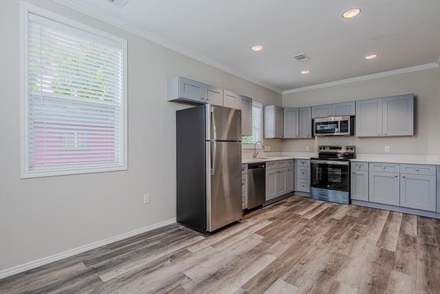 3704 Sauer Street, Houston, TX 77004