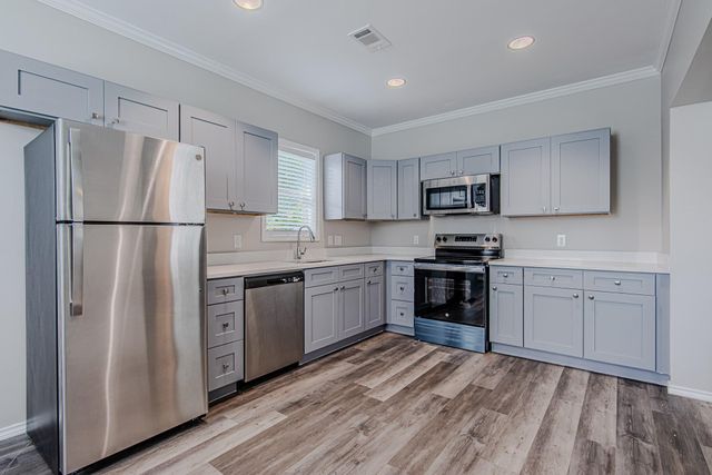 3704 Sauer Street, Houston, TX 77004