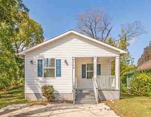 3704 Sauer Street, Houston, TX 77004