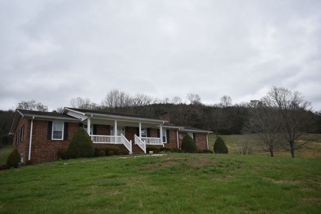 52 Plunketts Creek Cir, Carthage, TN 37030
