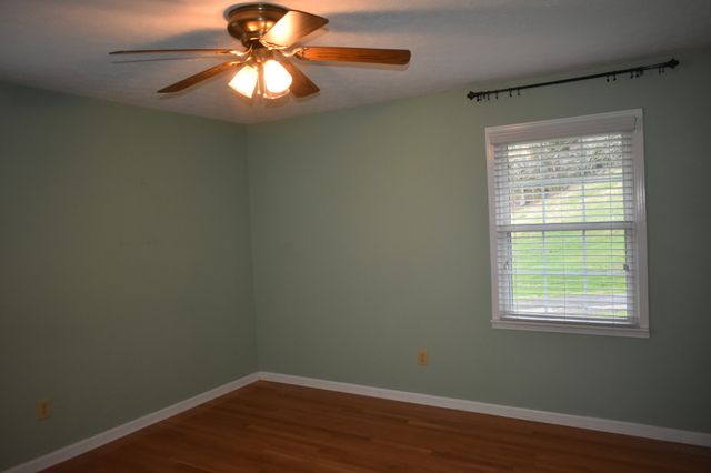 52 Plunketts Creek Cir, Carthage, TN 37030