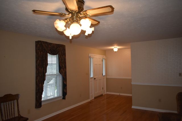 52 Plunketts Creek Cir, Carthage, TN 37030