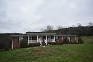 52 Plunketts Creek Cir, Carthage, TN 37030