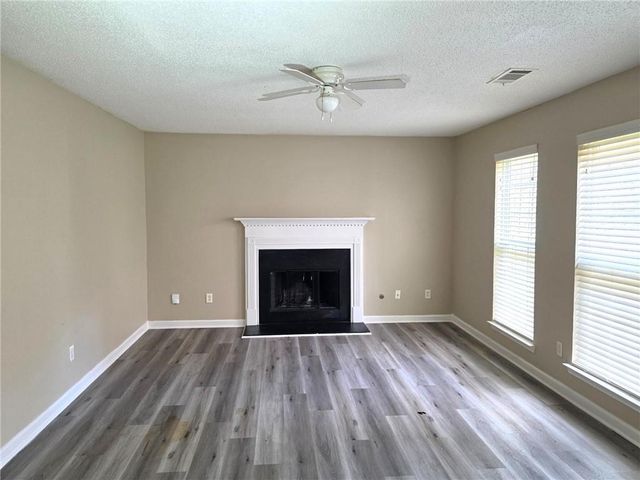 92 Revere Turn, Fairburn, GA 30213