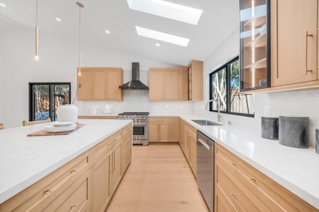 127 La Cienega Court, Los Gatos, CA 95032