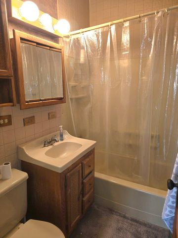 2131 N 76th Court, Elmwood Park, IL 60707