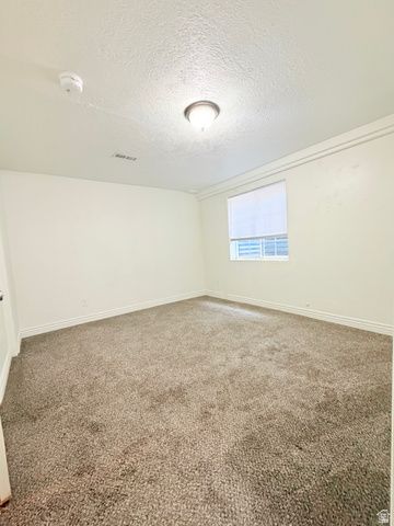 627 S JAKE GARN BLVD, Salt Lake City, UT 84104