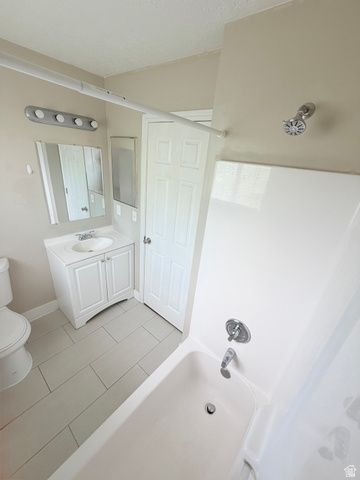 627 S JAKE GARN BLVD, Salt Lake City, UT 84104