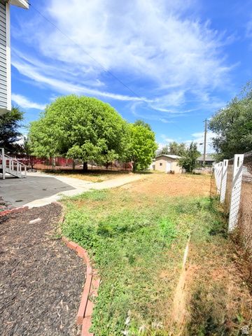 627 S JAKE GARN BLVD, Salt Lake City, UT 84104