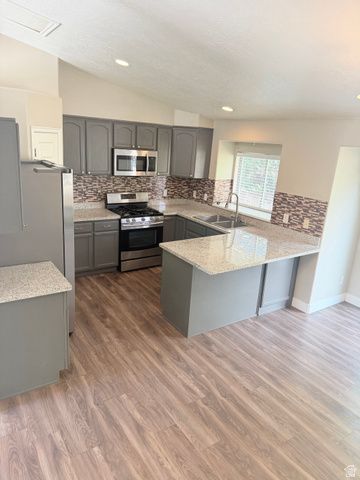 627 S JAKE GARN BLVD, Salt Lake City, UT 84104
