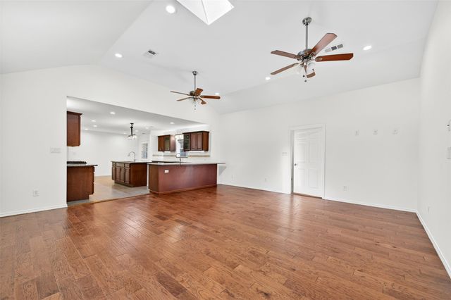313 King Richard Street, Irving, TX 75061