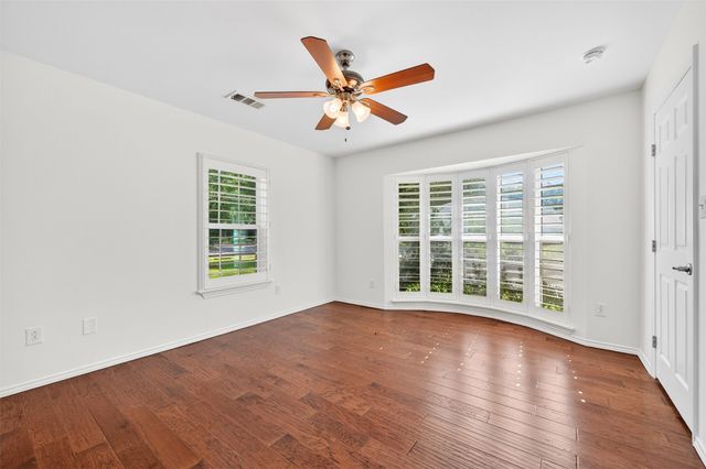 313 King Richard Street, Irving, TX 75061