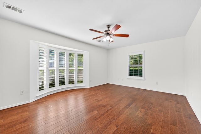 313 King Richard Street, Irving, TX 75061
