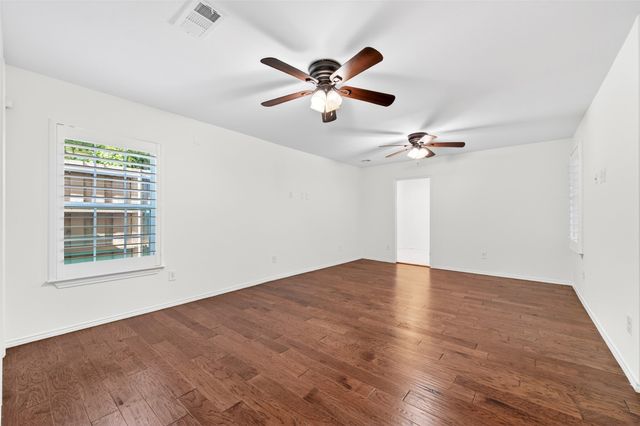 313 King Richard Street, Irving, TX 75061