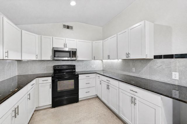 313 King Richard Street, Irving, TX 75061
