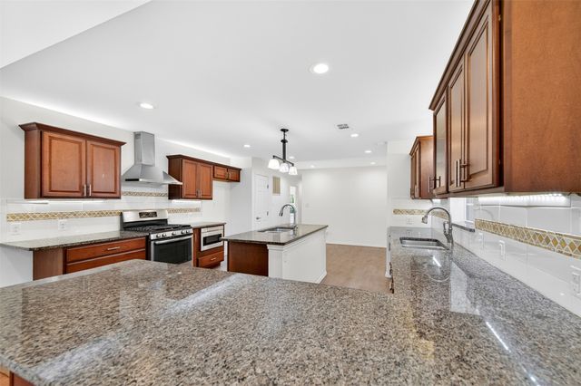 313 King Richard Street, Irving, TX 75061