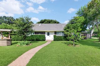 313 King Richard Street, Irving, TX 75061