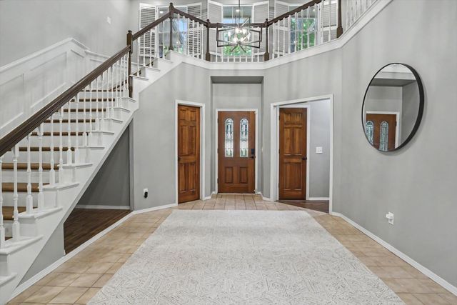 8919 S Lakewood Avenue, Tulsa, OK 74137
