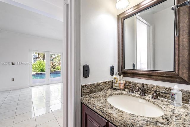 4671 SW 154th Place, Miami, FL 33185