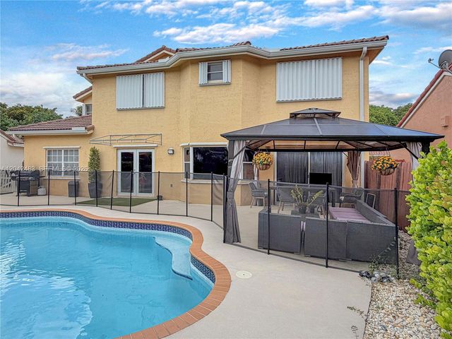 4671 SW 154th Place, Miami, FL 33185