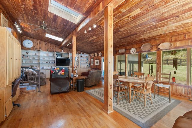 1927 Fowler Hollow Rd, Lynnville, TN 38472