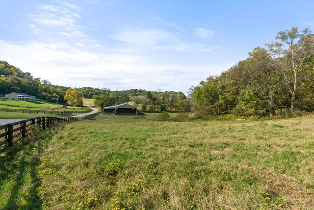 1927 Fowler Hollow Rd, Lynnville, TN 38472