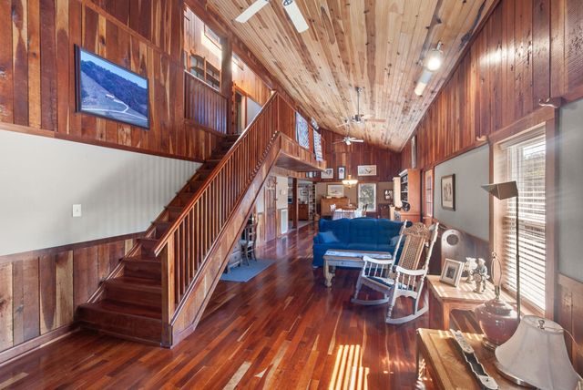 1927 Fowler Hollow Rd, Lynnville, TN 38472