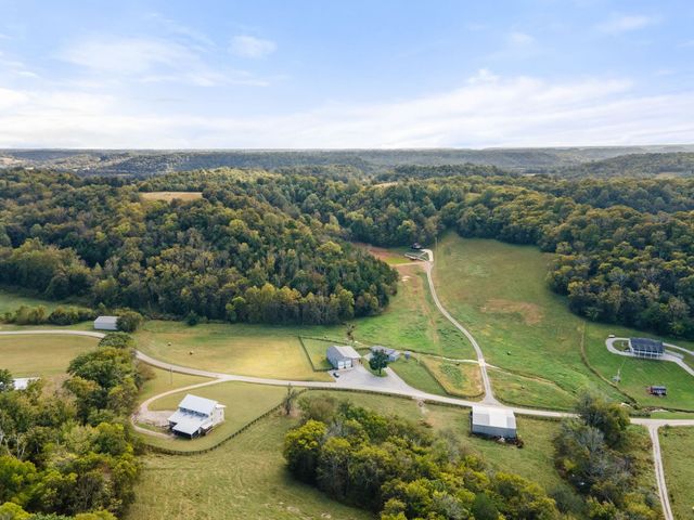 1927 Fowler Hollow Rd, Lynnville, TN 38472