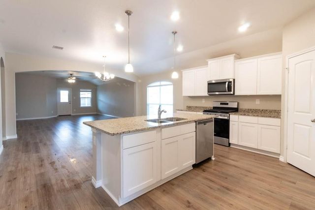 1022 Fannin Street, Brenham, TX 77833