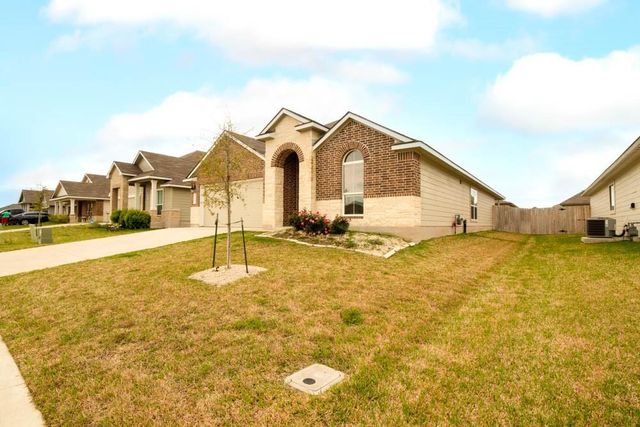 1022 Fannin Street, Brenham, TX 77833