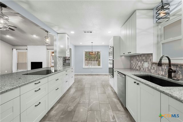 1005 End O Trail, Harker Heights, TX 76548