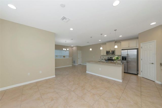 4296 EXPEDITION WAY 104, Osprey, FL 34229