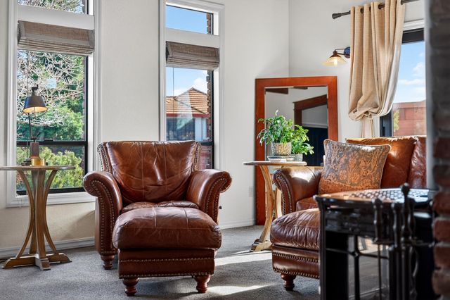 865 El Oro Dr, Auburn, CA 95603