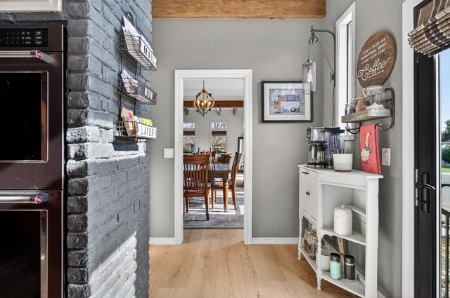 865 El Oro Dr, Auburn, CA 95603