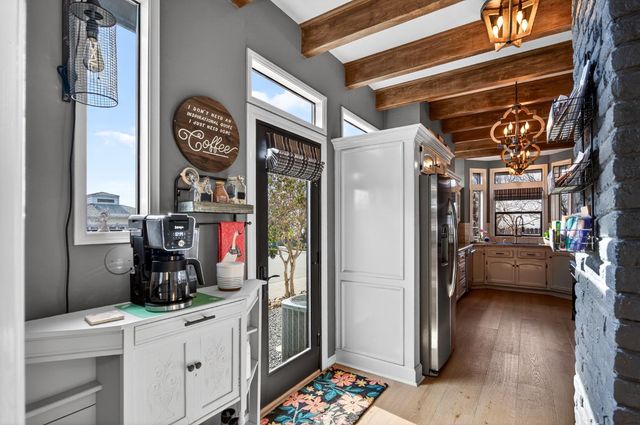 865 El Oro Dr, Auburn, CA 95603