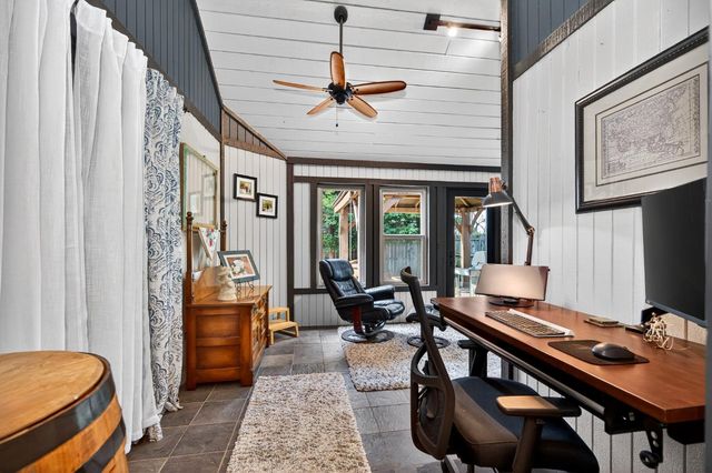 865 El Oro Dr, Auburn, CA 95603