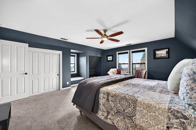 865 El Oro Dr, Auburn, CA 95603