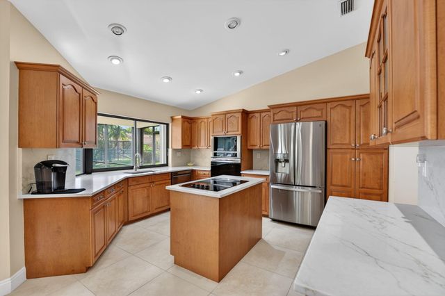 5111 NW 85th Road, Coral Springs, FL 33067