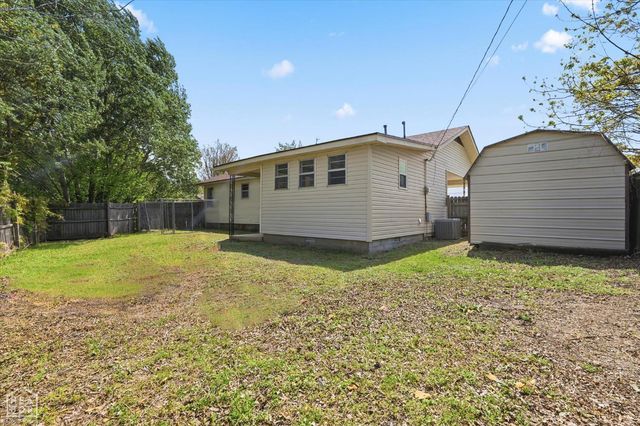 107 NW Inman Drive, Walnut Ridge, AR 72476