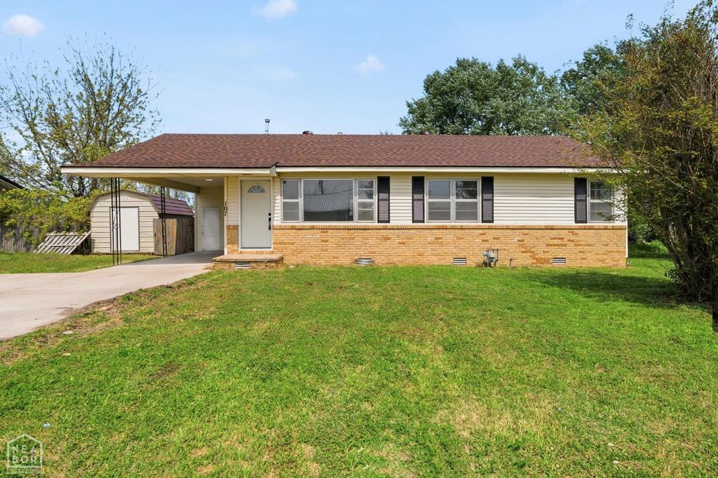 107 NW Inman Drive, Walnut Ridge, AR 72476
