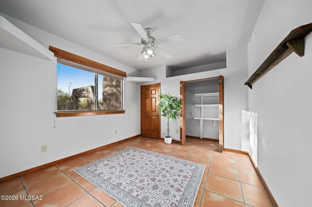 9742 N Camino Del Plata, Tucson, AZ 85742
