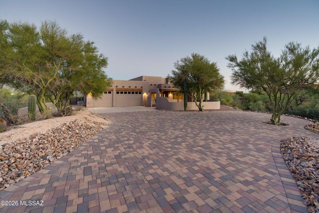 9742 N Camino Del Plata, Tucson, AZ 85742