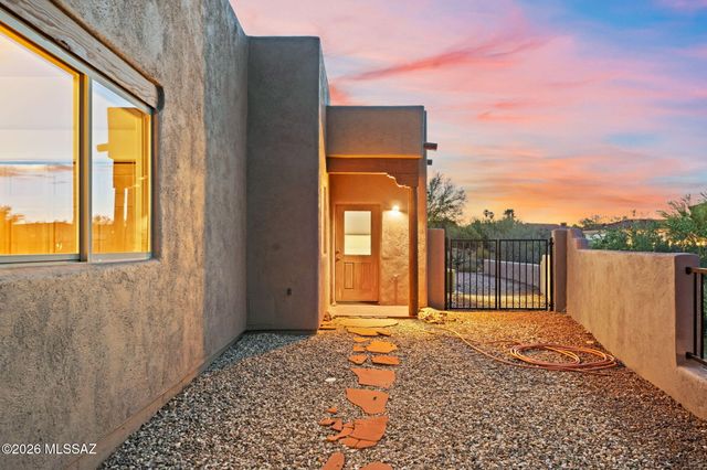 9742 N Camino Del Plata, Tucson, AZ 85742