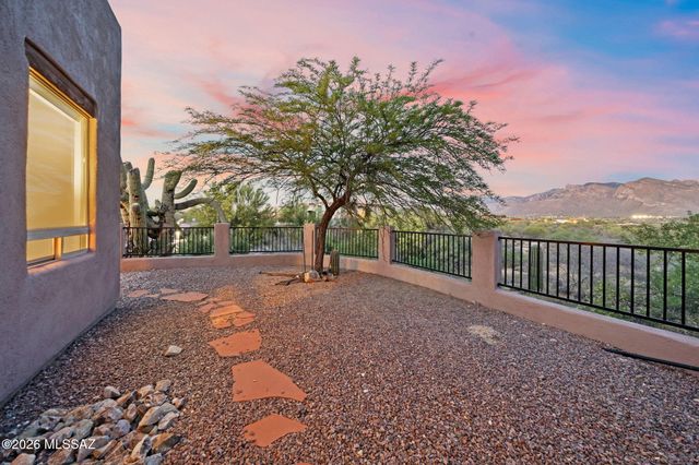 9742 N Camino Del Plata, Tucson, AZ 85742