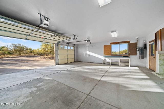 9742 N Camino Del Plata, Tucson, AZ 85742
