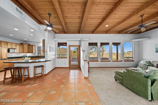 9742 N Camino Del Plata, Tucson, AZ 85742