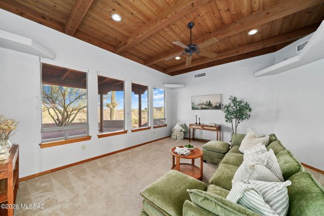 9742 N Camino Del Plata, Tucson, AZ 85742