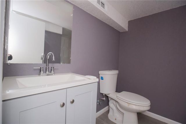 2722 Raytown Road, Kansas City, MO 64128