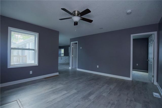 2722 Raytown Road, Kansas City, MO 64128